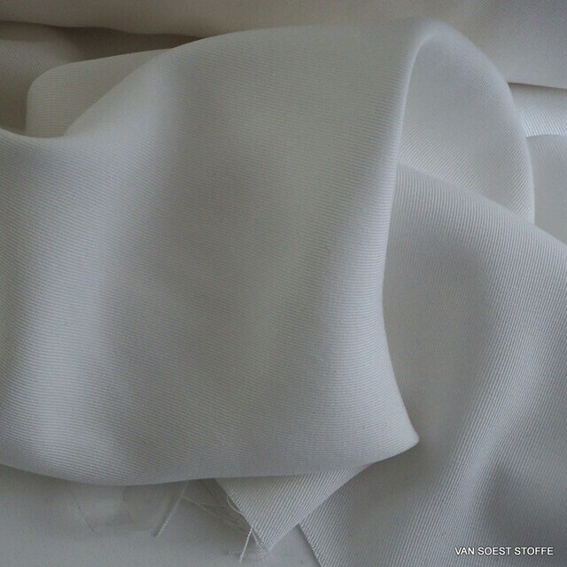 100 % TENCEL™ schwerer 3/1 Soft Gabardine in Schneeweiß | Ansicht: 100 % TENCEL® schwerer 3/1 Soft Gabardine in Schneeweiß