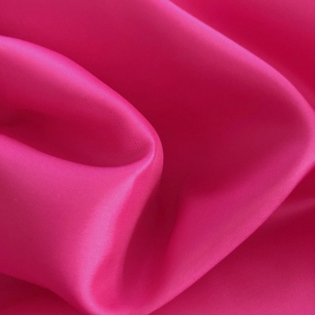 100% Bemberg Cupro® Pongee in Fuxia