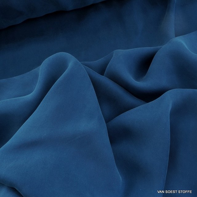 100% CUPRO 3/1 TWILL Fb. Royal Himmelblau | Ansicht: 1042 - 100% Cupro 3/1 Twill Fb. Royal Himmelblau