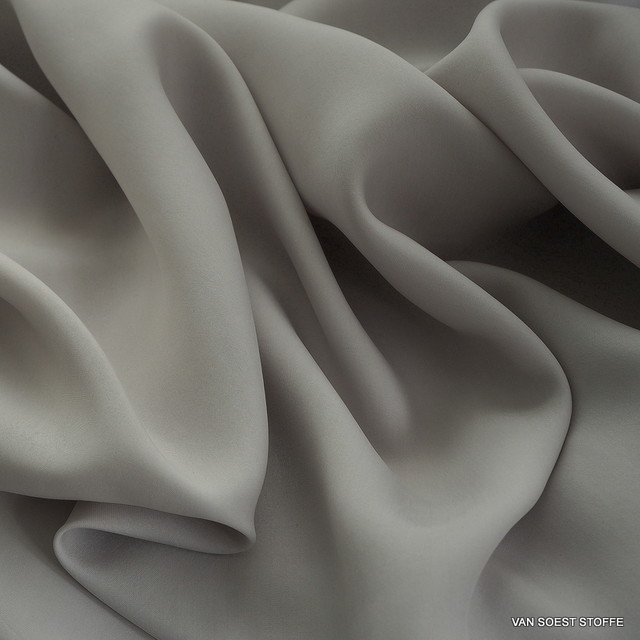 100% Cupro Sandwashed Taft in Silbergrau | Ansicht: 100% Cupro Sandwashed Taft in Silbergrau