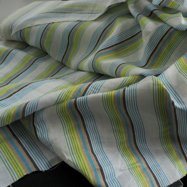 100% Leinen Satin Köper als Aqua farbiger Streifen | View: 100% linen satin twill as aqua colored stripes