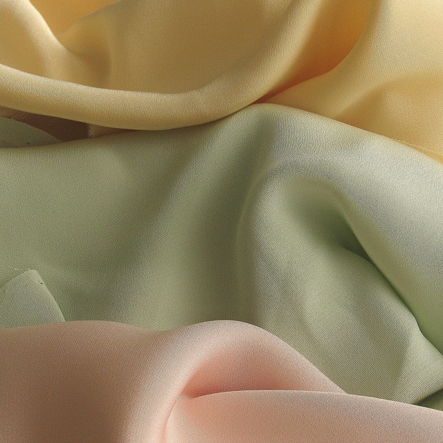 100% Pure Silk - Heavy Crepe de Chine in Pink