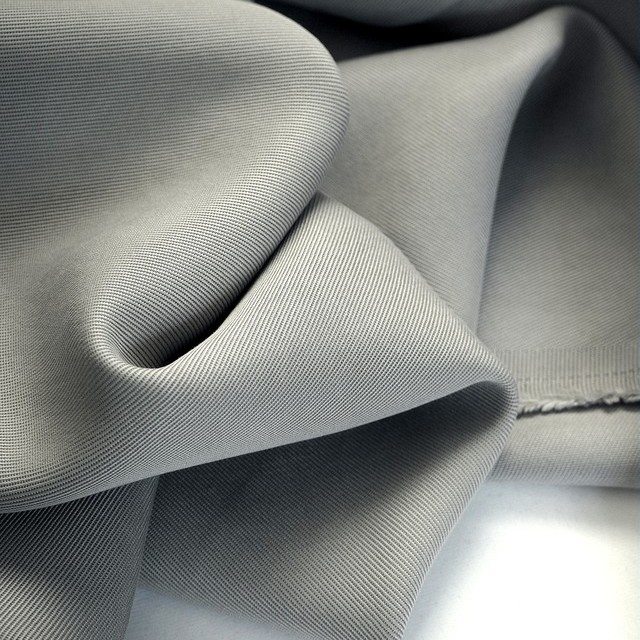 100% TENCEL ™ heavy soft twill in khaki