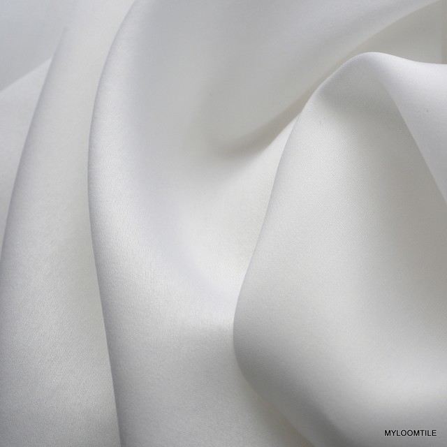 1920 - 100% TENCEL™ super-fine natural matte satin in snow white