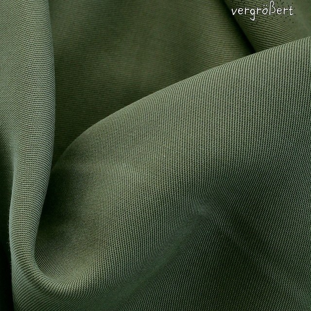 100% Tencel fine twill in color oliv green | View: 100% Tencel ™ fine twill in color oliv green