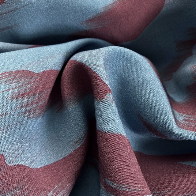 100% viscose print with red-blue landscape stripes | View: super nice, soft 100% viscose print with red-blue landscape stripes