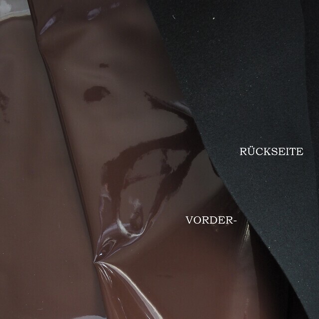 1460 - Wet Look soft Vinyl Dunkelbraun mit Abseite in Farbe Weiß | Ansicht: Wet Look soft Vinyl mit Abseite - Farbe Dunkelbraun