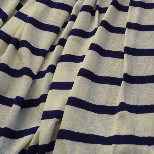Merino Woll Streifen in softem links-rechts Jersey