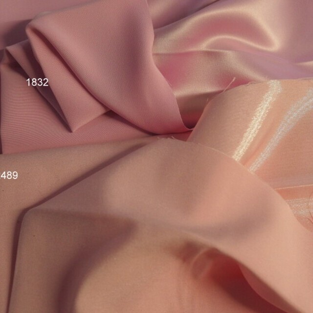 2489 Glanzsatin in Rosa