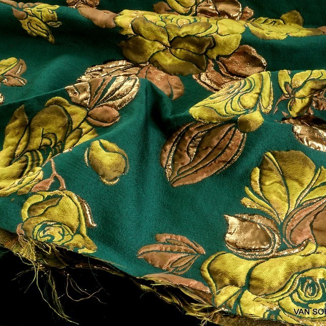 3D Firenze double roses jacquard in petrol-copper-giallo | View: 3D Firenze double roses jacquard in petrol-copper-giallo