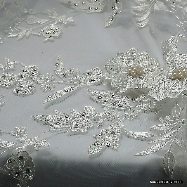 3D Pearls and Rhinestones Lace in white | View: 3D pearls and rhinestones lace in white