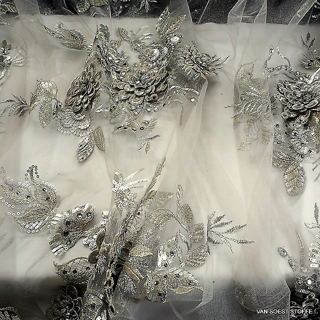 3D lace with rhinestones and sequins in silver | View: 3D lace with rhinestones and sequins in silver