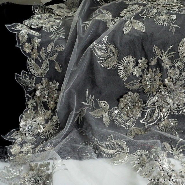 3D lace with rhinestones and sequins in silver | View: 3D lace with rhinestones and sequins in silver