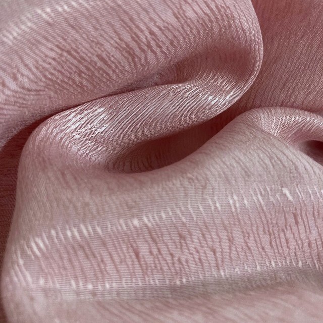 Baumrinden Crepe-Satin in 60% Cupro - 40% Lyocell in rosé