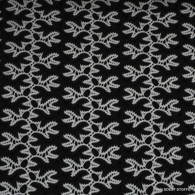 Blümchen Optik in Schwarz-Weiß | Ansicht: Blümchen Optik in Schwarz-Weiß