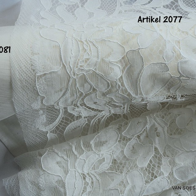 Blumen-Kordel Spitze in Off-White als Panel | Ansicht: Blumen-Kordel Spitze in Off-White als Panel