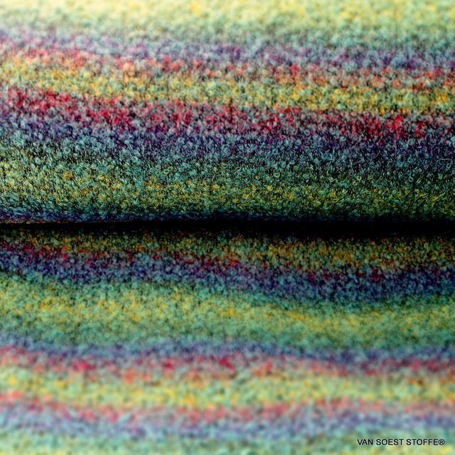 Bouclé wool - silk in Aqua-Blue-Green | View: Bouclé wool - silk in Aqua-Blue-Green