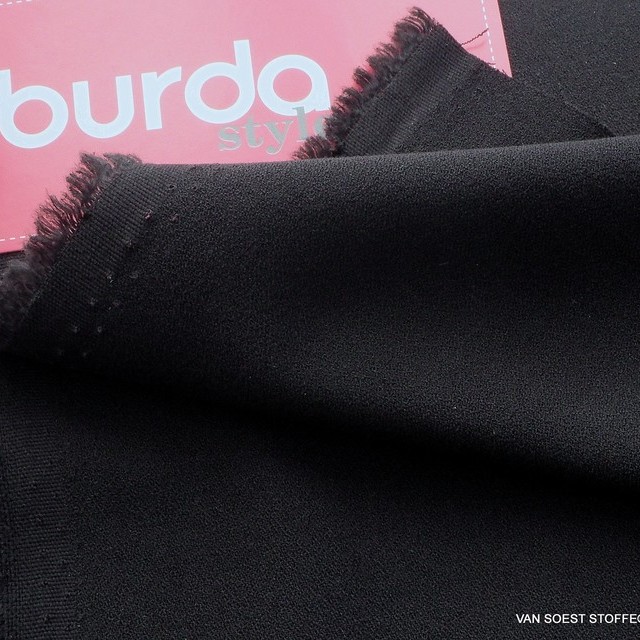 Burda style soft Krepp in tief-Schwarz