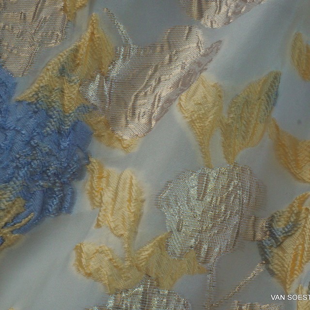 Couture 3D Flowers Organza Jacquard in Vanilla - Gold - Bleu | View: Couture 3D Flowers Organza Jacquard in Vanilla - Gold - Bleu