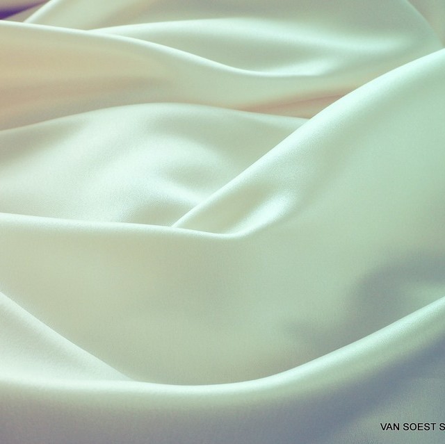 Cream colored vintage luxury satin | View: Cream colored vintage luxury satin