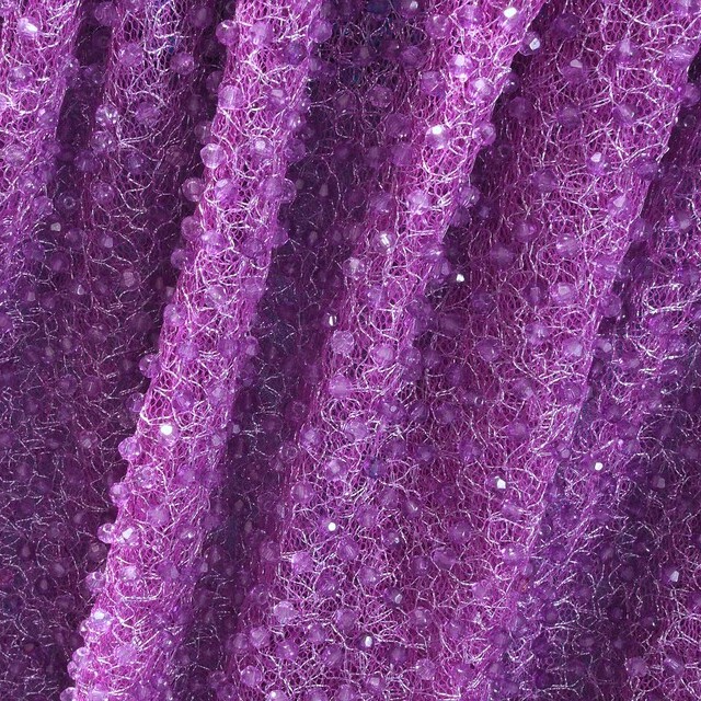 Culture Diamonds on Silver Glitter-Jacquard Tülle in Lavender