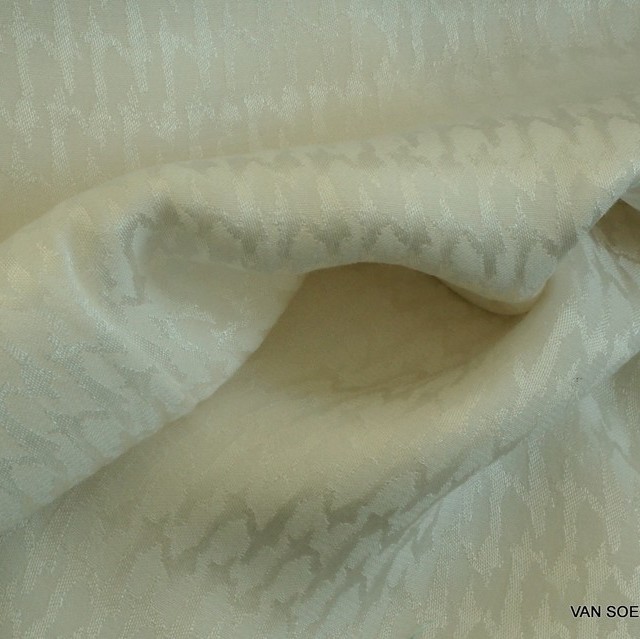 Cupro® - Rayon Hahnentritt in Creme Weiß | Ansicht: Cupro® - Rayon Hahnentritt in Creme Weiß