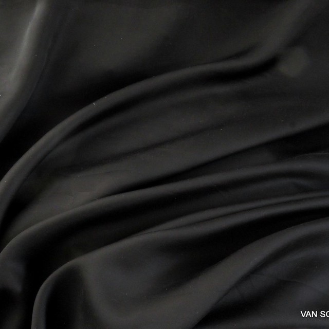 Cupro - Tencel™ Satin in deep black | View: Cupro - Tencel™ Satin in deep black