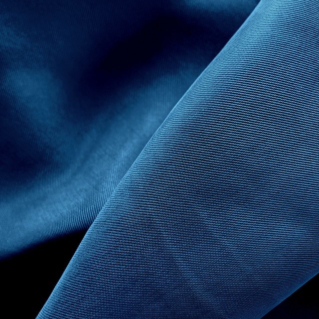 Cupro viscose twill sandwashed in royal blue