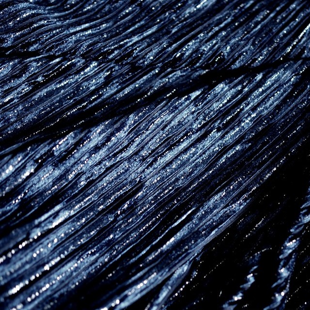 Designer stretch velvet plissee with silver lurex threads in night blue | View: Designer stretch velvet plissee with silver lurex threads in night blue