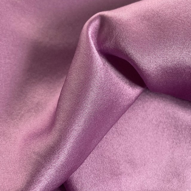 Fuchsie farbener matt glänzender Satin Seidenanmutung | Ansicht: Fuchsie farbener matt glänzender Satin Seidenanmutung