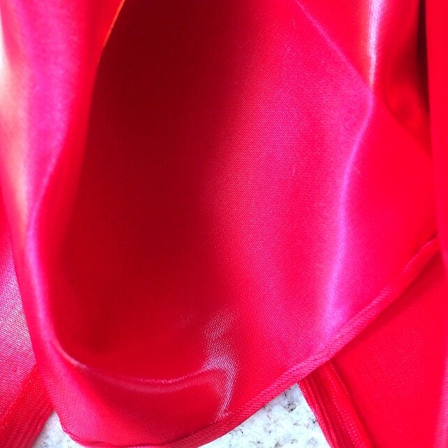 Art. Nr.: Glanz-Satin 2-seitiger schwerer Glanz-Satin in Rot und vielen weiteren Farben | Ansicht: Glanz-Satin 2-seitiger schwerer Glanz-Satin in Rot und vielen Farben Glanz-Satin 2-seitiger schwerer Glanz-Satin in Rot und vielen weiteren Farben | Ansicht: Glanz-Satin 2-seitiger schwerer Glanz-Satin in Rot und vielen Farben