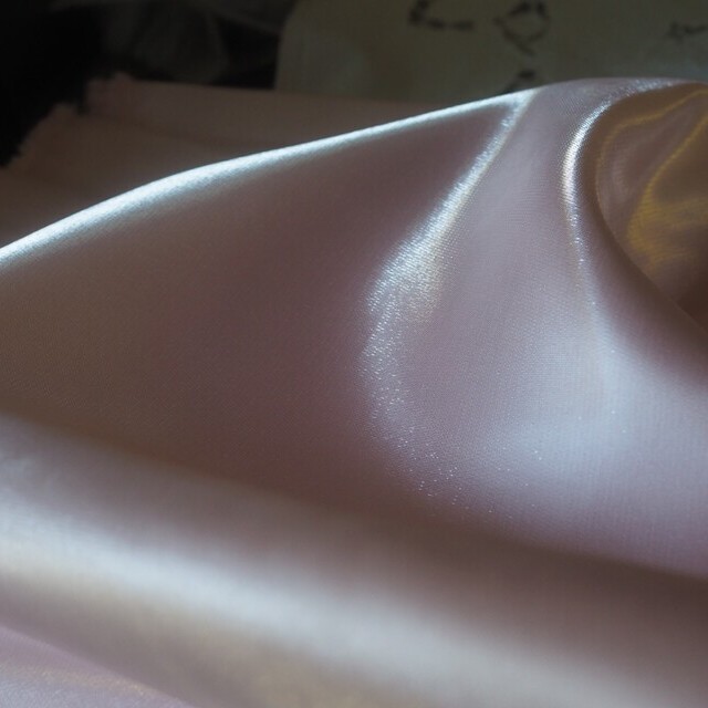 Gloss satin 2-sided heavy gloss satin in light pink and many colors