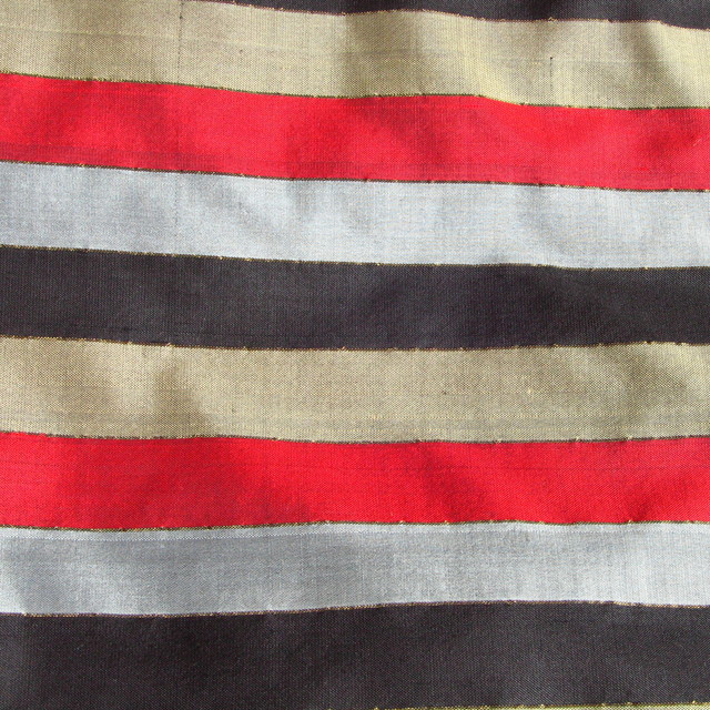 Golden thread in 100% Silk stripe design | View: Golden thread in 100% Silk stripe design