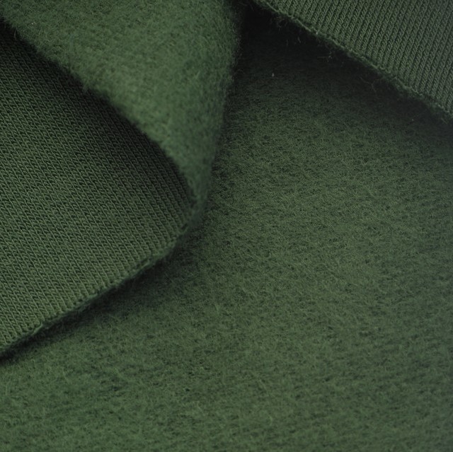 Grün Stretch (Bi-elastisch) leicht glänzend, super soft & links gerauht | Ansicht: Grün Stretch (Bi-elastisch) leicht glänzend, super soft & links gerauht