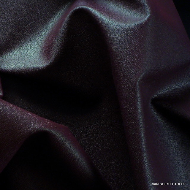 Hi-Stretch imitation leather in dark burgundy | View: Hi-Stretch imitation leather in dark burgundy