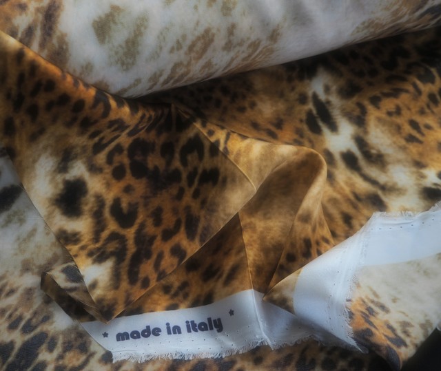 High quality leopard silk print made in Italy | View: High quality leopard silk print made in Italy