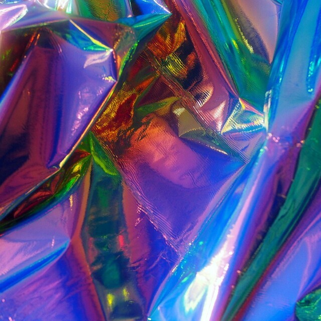 Holografisches Lederimmitat in Farbe Neon Flame | Ansicht: Holografisches Lederimitat in Farbe Neon Flame