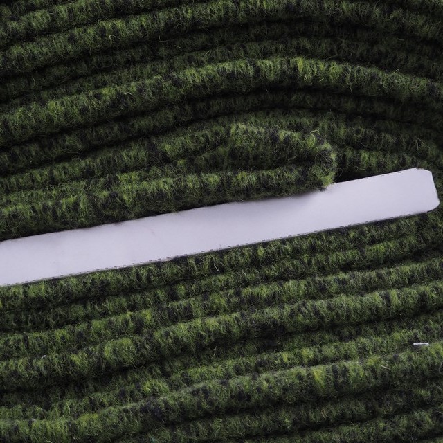 Italienischer bouclé-ähnlicher Walkloden in Grün Nero | Ansicht: Rostrot Stretch (Bi-elastisch) matt, super soft & links gerauht