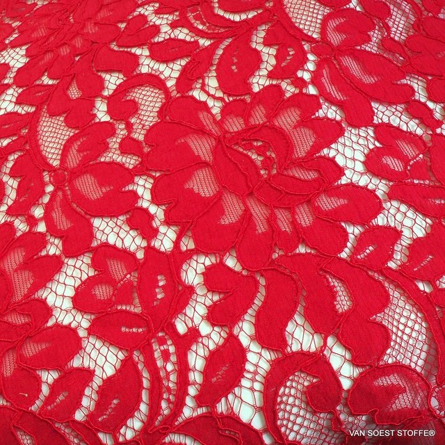 Cord lace in scarlet red | View: Cord lace in scarlet red