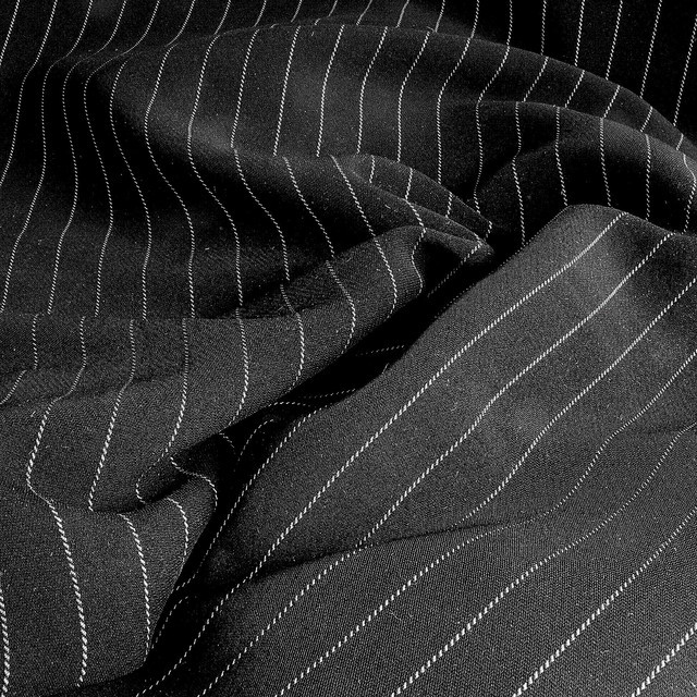 Crepe woven triple pinstripe