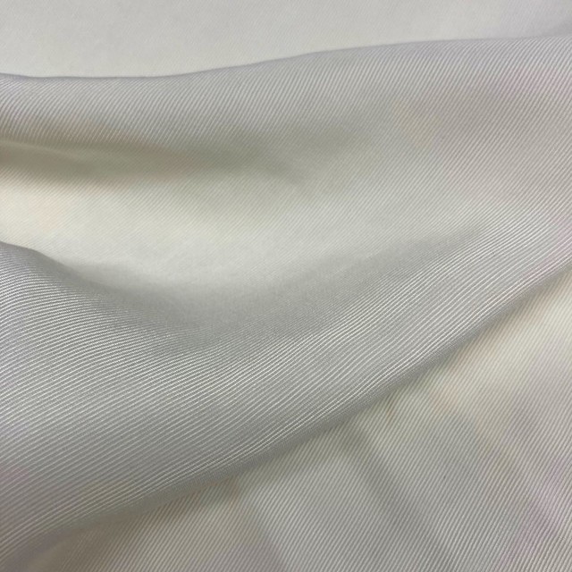 Mikro Ottoman Rib Cupro-Rayon in Off White | Ansicht: Mikro Ottoman Rib Cupro-Rayon in Off White