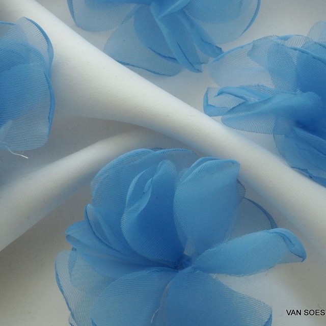 Organza 3-layer flower in Bleu | View: Organza 3 layers of flower in Bleu