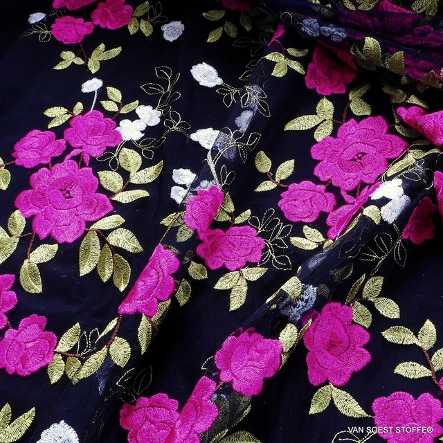 Pink - Oliv mit Blumen und Blätter auf schwarzen Tüll | Ansicht: Pink - Oliv mit Blumen und Blätter auf schwarzen Tüll
