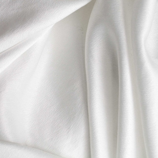 SILK IMITATION in white | View: SILK IMITATION in white