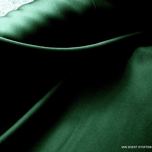 Satin with stretch super light and soft flowing in emerald green | View: Satin with stretch super light and soft flowing in emerald green