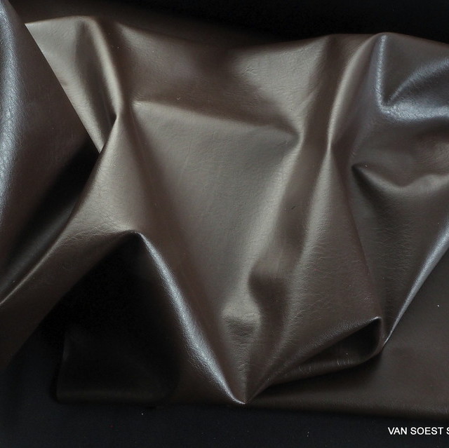 Heavy imitation leather in Marrone = brown | View: Heavy imitation leather in Marrone = brown