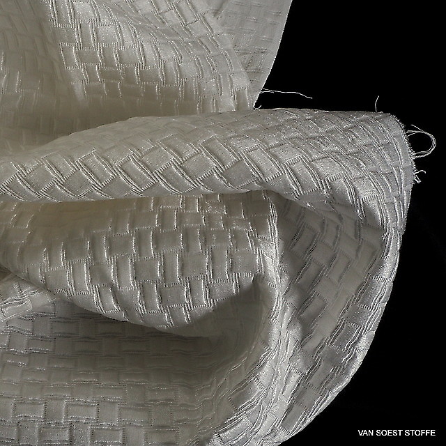 Silk-cotton satin checkered jacquard in broken-white