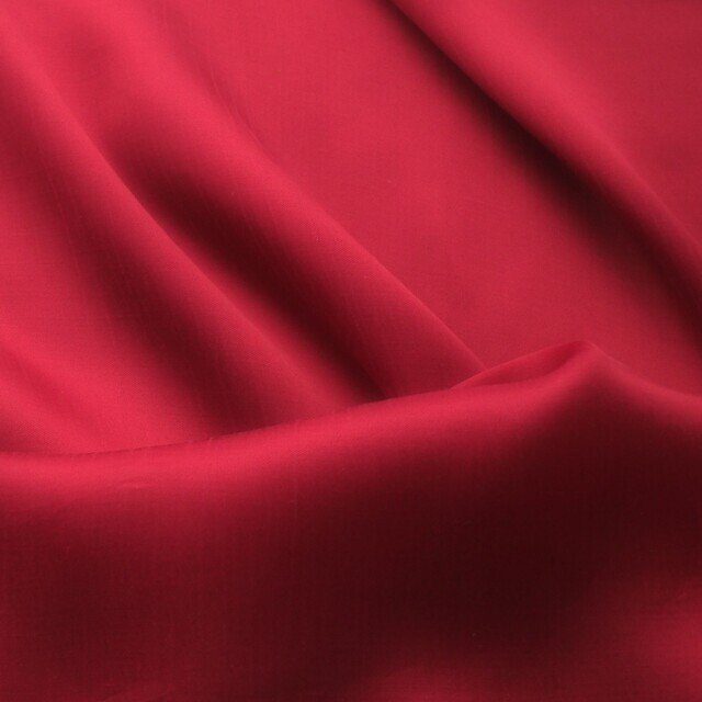 Silky matte shiny bark crepe look in wool Cherry red | View: Silky matte shiny bark crepe look in Cherry red