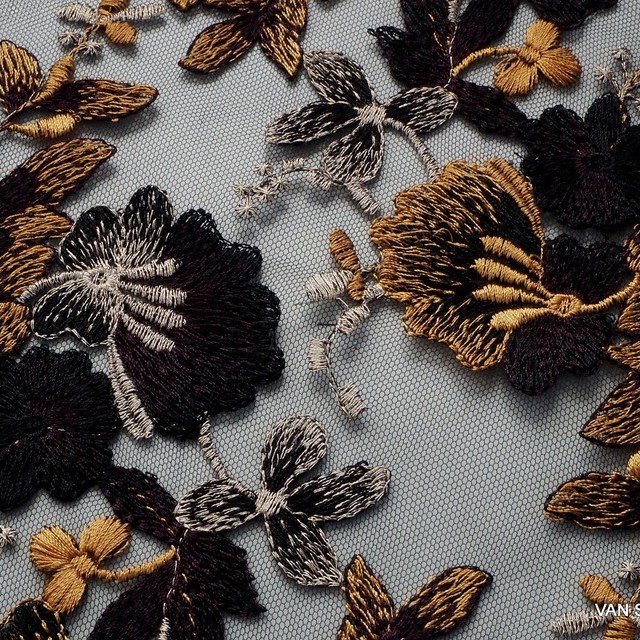 Silver-gold floral embroidery lace | View: Silver-gold floral embroidery lace
