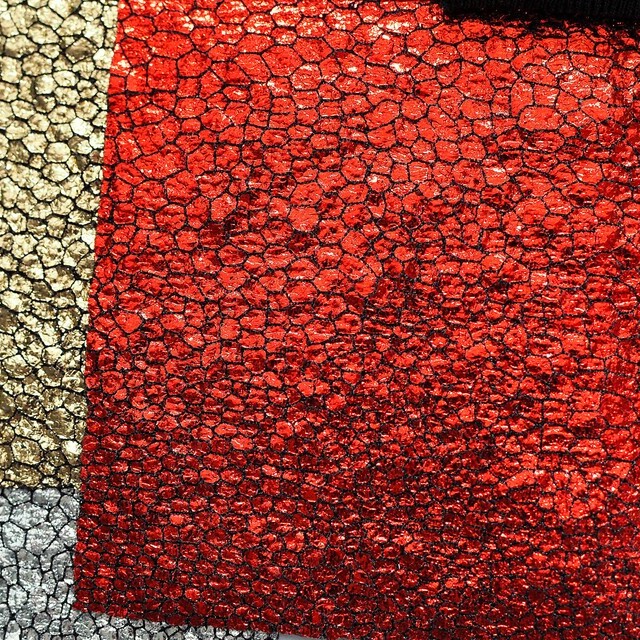 Soft stretch mini croco faux leather in red | View: Soft stretch mini croco faux leather in red